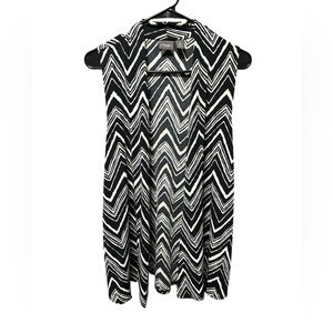 Black and White Chevron Women's Tunic